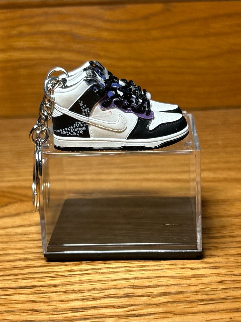 Nike Men Shoes Sneakers Black White Purple Keychain Mini Sneaker